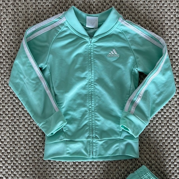 Adidas Teal Sea foam Blue Ice Mint Jumpsuit size 3-4T - Picture 6 of 9